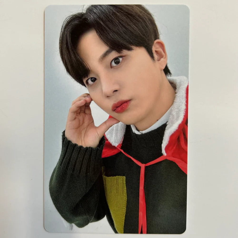 ATEEZ X KAURA CHRISTMAS PHOTOCARDS